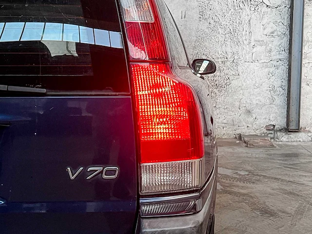 Volvo v70 2.4 comfort line 140pk 2003 (origineel-nl), 73-lz-lf - afbeelding 6 van  42