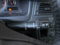 Volvo v70 2.4 comfort line 140pk 2003 (origineel-nl), 73-lz-lf - afbeelding 16 van  42