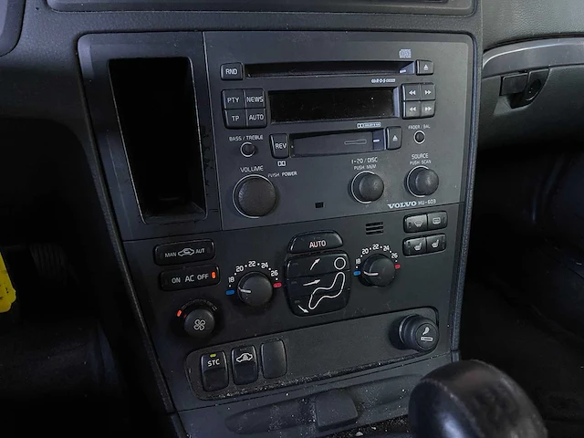 Volvo v70 2.4 comfort line 140pk 2003 (origineel-nl), 73-lz-lf - afbeelding 21 van  42