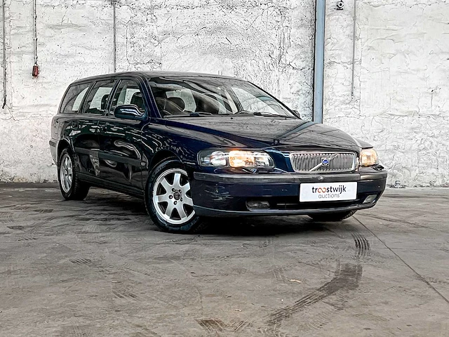 Volvo v70 2.4 comfort line 140pk 2003 (origineel-nl), 73-lz-lf - afbeelding 39 van  42