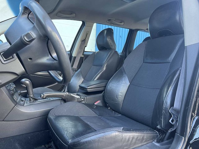 Volvo v70 2.4 comfort line car 2001 | 50-gr-hb - afbeelding 2 van  21