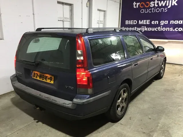 Volvo v70 2.4 d comfort line, 82-nbk-9 - afbeelding 5 van  23