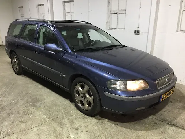 Volvo v70 2.4 d comfort line, 82-nbk-9 - afbeelding 7 van  23