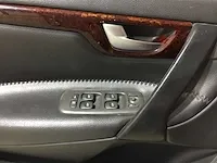 Volvo v70 2.4 d comfort line, 82-nbk-9 - afbeelding 3 van  23