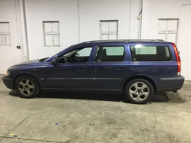 Volvo v70 2.4 d comfort line, 82-nbk-9 - afbeelding 12 van  23