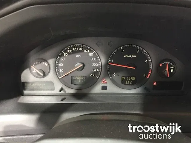 Volvo v70 2.4 d comfort line, 82-nbk-9 - afbeelding 10 van  23