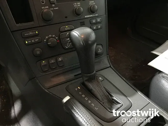 Volvo v70 2.4 d comfort line, 82-nbk-9 - afbeelding 13 van  23