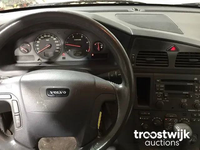 Volvo v70 2.4 d comfort line, 82-nbk-9 - afbeelding 9 van  23