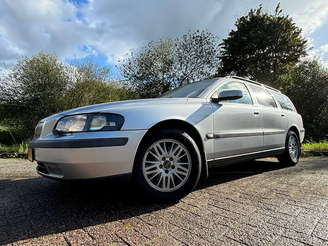 Volvo v70 2.4 d, hd-611-v - afbeelding 9 van  16