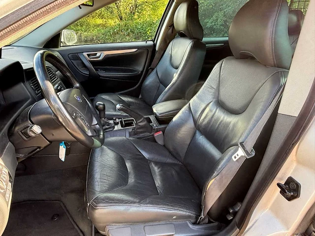 Volvo v70 2.4 d, hd-611-v - afbeelding 16 van  16