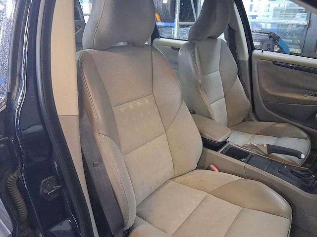 Volvo v70 2.4 d5 geartronic edition ii car 2004 | 55-nt-nz - afbeelding 21 van  28