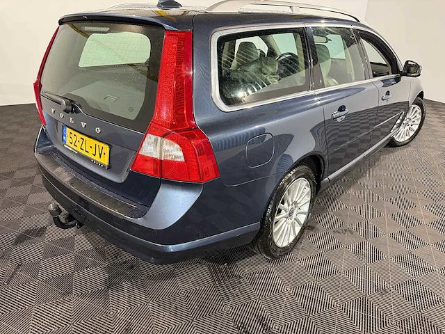 Volvo v70 2.4 d5 summum, 52-zl-jv - afbeelding 10 van  14