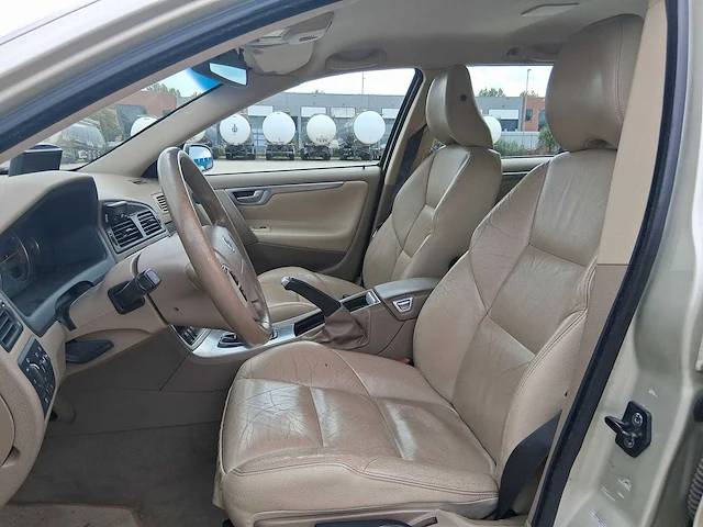 Volvo v70 2.4 edition ii 2006 | 33-st-pk i - afbeelding 2 van  31