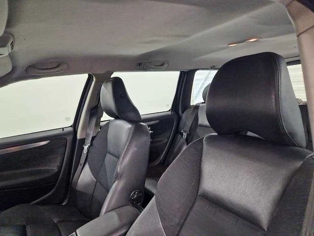 Volvo v70 2.4 kinetic , 9-kvp-69 - afbeelding 13 van  16