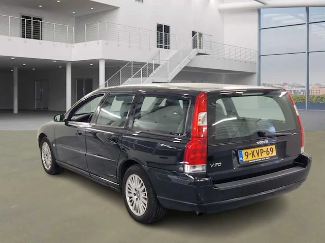 Volvo v70 2.4 kinetic , 9-kvp-69 - afbeelding 4 van  16