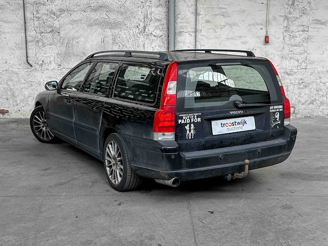 Volvo v70 2.4 summum 170pk 2006, 20-rhb-1 - afbeelding 2 van  33