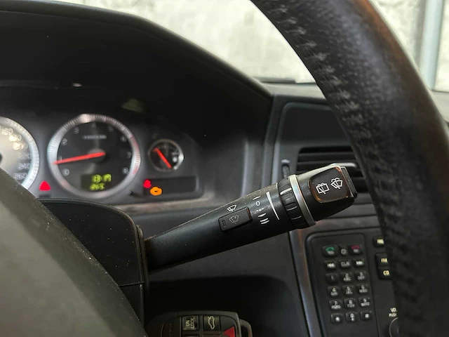 Volvo v70 2.4 summum 170pk 2006, 20-rhb-1 - afbeelding 10 van  33