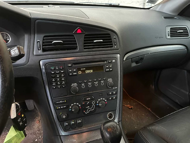 Volvo v70 2.4 summum 170pk 2006, 20-rhb-1 - afbeelding 14 van  33