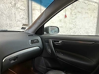 Volvo v70 2.4 summum 170pk 2006, 20-rhb-1 - afbeelding 15 van  33