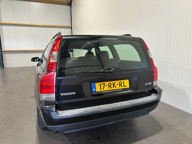 Volvo v70 2.4 t geartr. c.l. 17-rk-rl - afbeelding 17 van  22