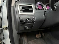 Volvo v70 2.4d momentum 175pk 2010, 48-kxp-9 - afbeelding 13 van  43