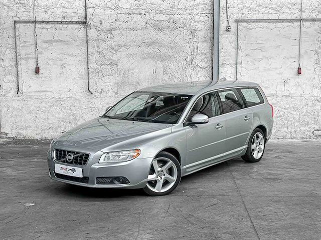 Volvo v70 2.4d momentum 175pk 2010, 48-kxp-9 - afbeelding 12 van  43