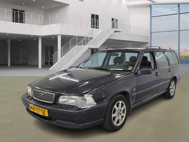 Volvo v70 2.5-20v exclusive, 48-tt-tz - afbeelding 1 van  16