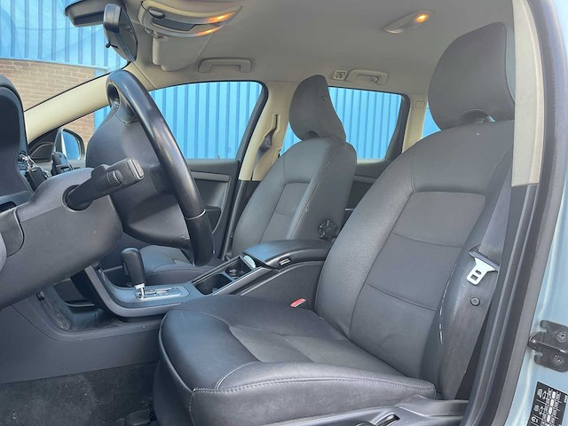 Volvo v70 2.5t 2008 | 73-zk-jb i - afbeelding 18 van  23