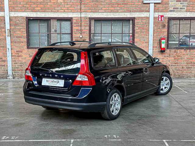 Volvo v70 2.5t 200pk 2008 youngtimer - afbeelding 2 van  39