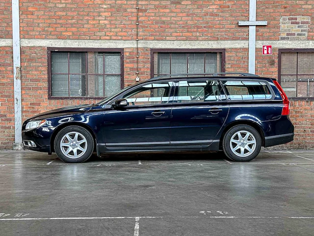 Volvo v70 2.5t 200pk 2008 youngtimer - afbeelding 7 van  39
