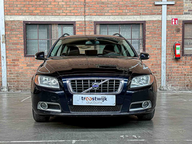 Volvo v70 2.5t 200pk 2008 youngtimer - afbeelding 23 van  39