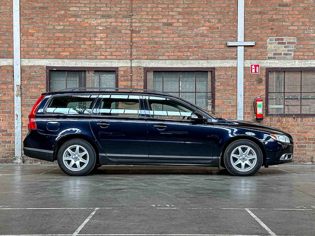 Volvo v70 2.5t 200pk 2008 youngtimer - afbeelding 37 van  39