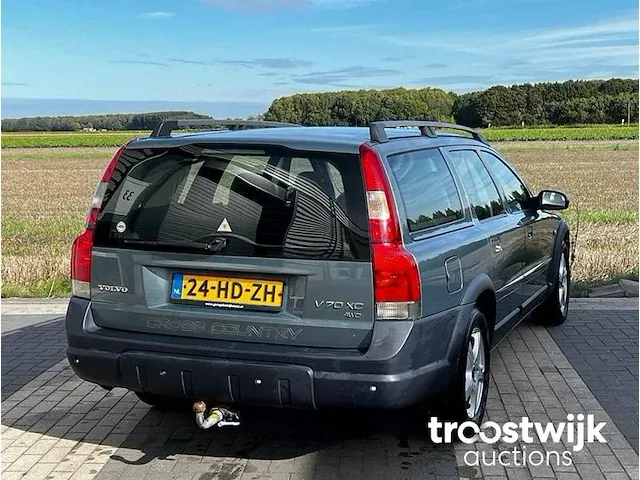 Volvo v70 cross country 2.4 t comfort line automaat, 24-hd-zh - afbeelding 5 van  12