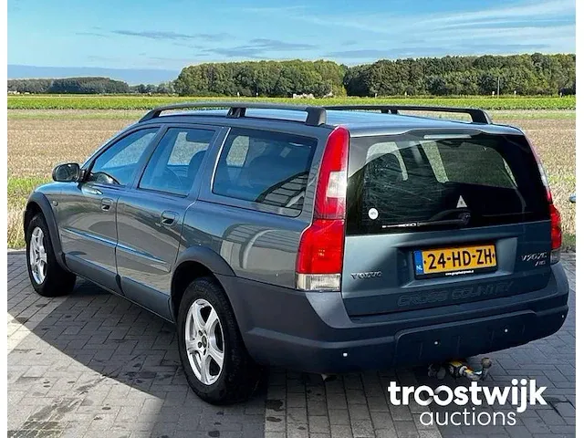 Volvo v70 cross country 2.4 t comfort line automaat, 24-hd-zh - afbeelding 7 van  12