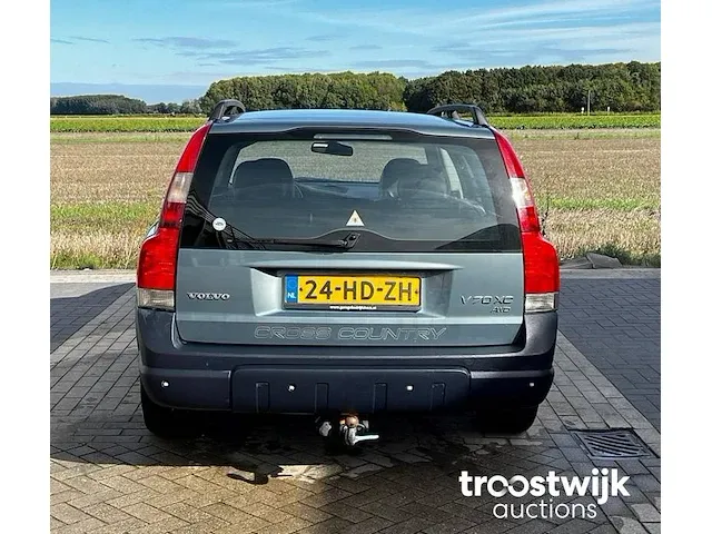 Volvo v70 cross country 2.4 t comfort line automaat, 24-hd-zh - afbeelding 9 van  12