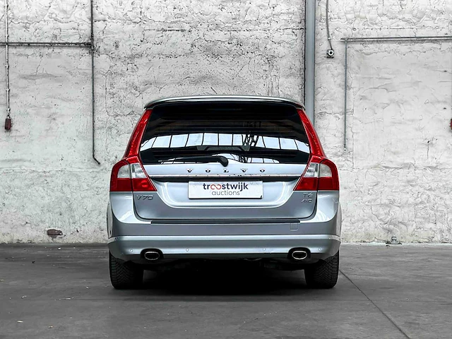Volvo v70 genration 3 t6 3.0 awd 285pk 2008 -youngtimer- - afbeelding 2 van  43