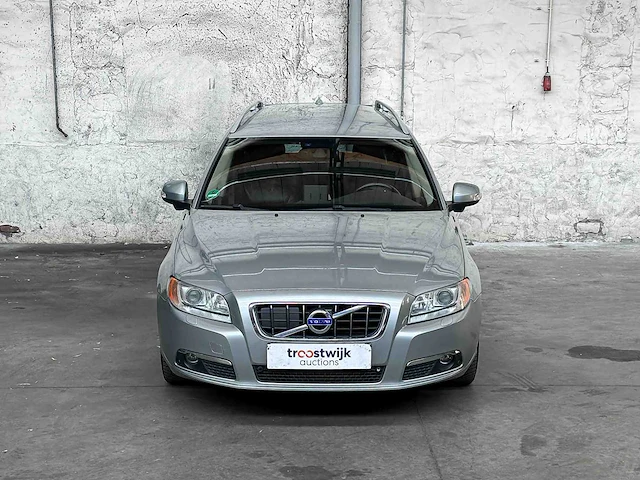 Volvo v70 genration 3 t6 3.0 awd 285pk 2008 -youngtimer- - afbeelding 34 van  43