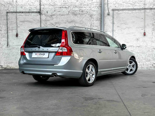 Volvo v70 genration 3 t6 3.0 awd 285pk 2008 -youngtimer- - afbeelding 42 van  43