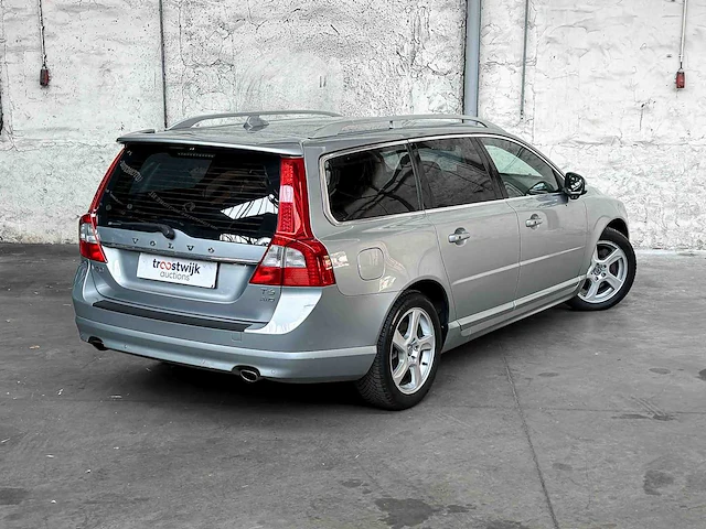 Volvo v70 genration 3 t6 3.0 awd 285pk 2008 -youngtimer- - afbeelding 43 van  43