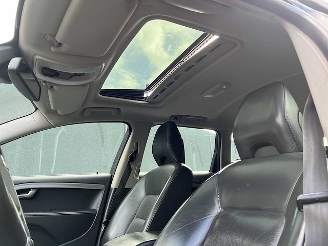 Volvo v70 t4 limited edition 1.6 2011 | 71-sjz-7 i - afbeelding 3 van  36