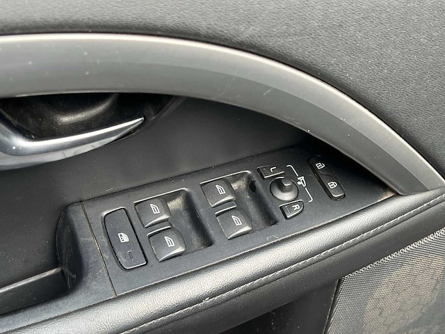 Volvo v70 t4 limited edition 1.6 2011 | 71-sjz-7 i - afbeelding 5 van  36