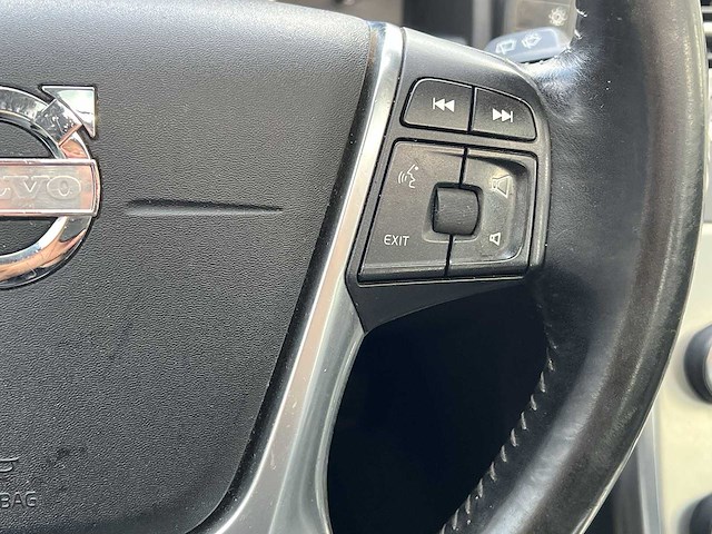 Volvo v70 t4 limited edition 1.6 2011 | 71-sjz-7 i - afbeelding 9 van  36