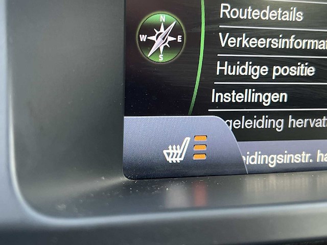 Volvo v70 t4 limited edition 1.6 2011 | 71-sjz-7 i - afbeelding 16 van  36