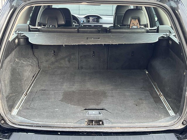 Volvo v70 t4 limited edition 1.6 2011 | 71-sjz-7 i - afbeelding 18 van  36