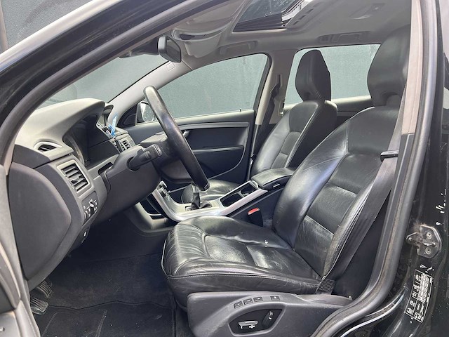 Volvo v70 t4 limited edition 1.6 2011 | 71-sjz-7 i - afbeelding 36 van  36
