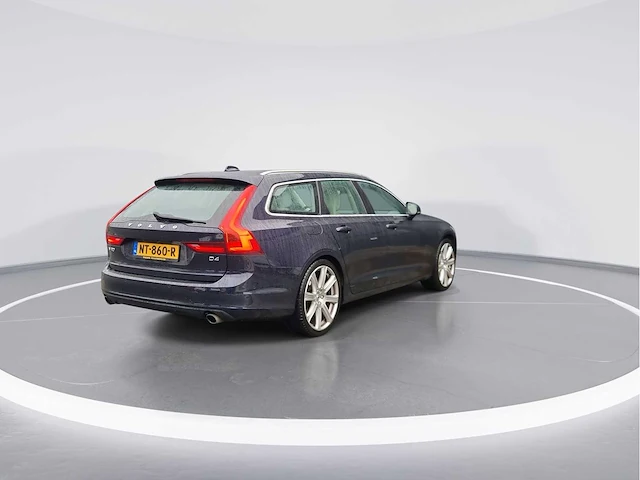 Volvo v90 2.0 d4 momentum 2017 | nt-860-r - afbeelding 31 van  34