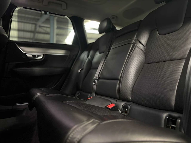 Volvo v90 2.0 d5 awd inscription automaat; h-423-gs - afbeelding 13 van  13