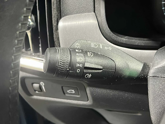 Volvo v90 2.0 t4 momentum pro 190pk 2019, xx-067-j - afbeelding 17 van  43