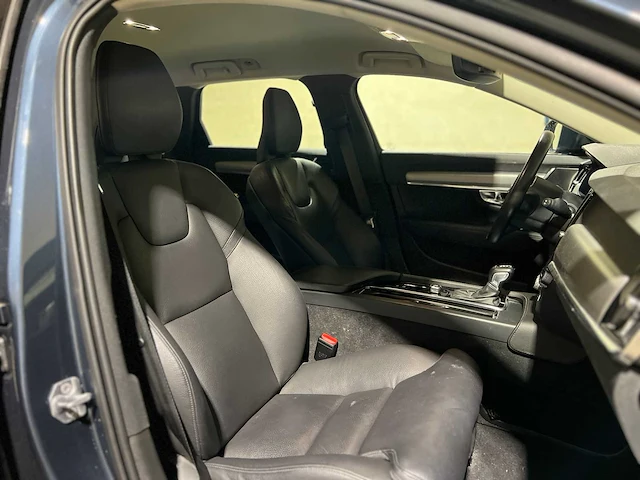 Volvo v90 2.0 t4 momentum pro 190pk 2019, xx-067-j - afbeelding 35 van  43