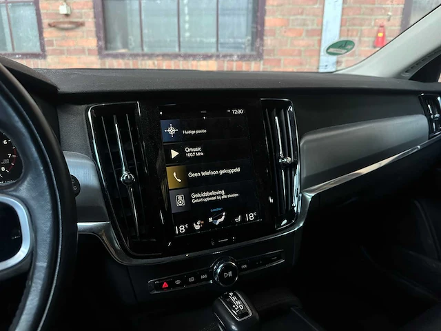 Volvo v90 2.0 t4 momentum pro 190pk 2019, xx-067-j - afbeelding 24 van  47
